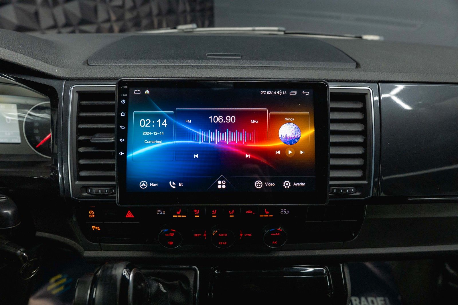 Fahrzeugabbildung Volkswagen T6 Multivan 2.0 TDI DSG Lang *ACC*CarPlay*DAB*