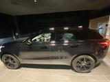 Land Rover Range Rover Velar 2.0 P250 R-DYNAMIC SE  - Land Rover Range Rover Velar mit Anhängerkupplung