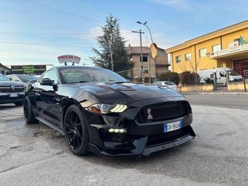Ford Mustang - 1