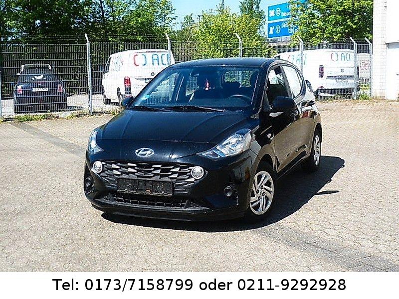 Hyundai i10 Select Schwarzmet. PDC Klima SHZ 39.000 KM