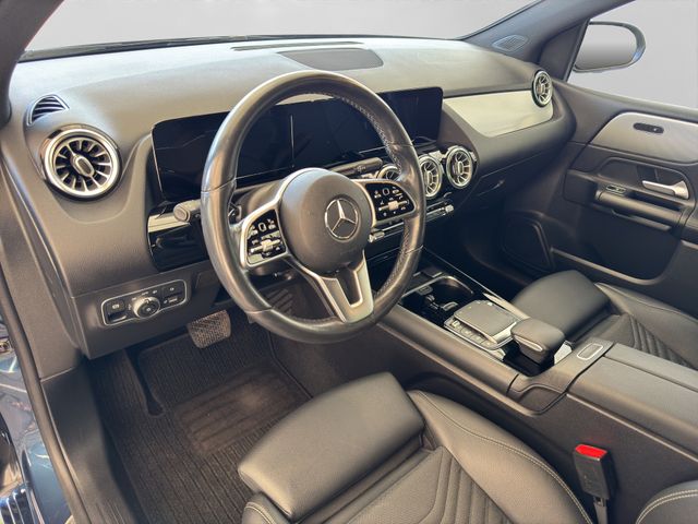 Fahrzeugabbildung Mercedes-Benz B 180 d Automatik+Style+LED+360°+Distronic+AHK