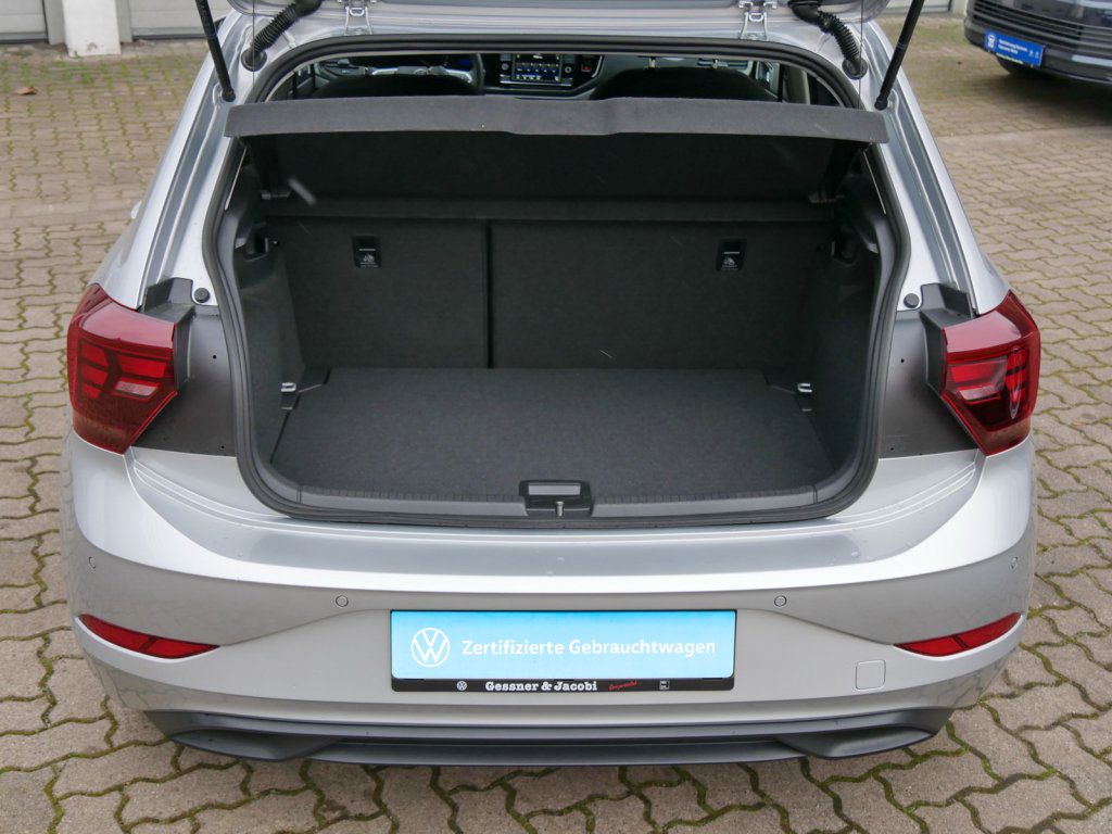 Fahrzeugabbildung Volkswagen Polo 1.0 TSI Life SHZ PDC