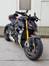 Ducati Streetfighter V4 SP - Offers