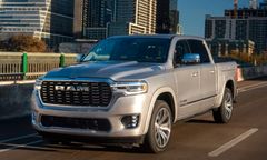 DODGE Ram 1500 Crew Cab Longhorn  5.7l V8 MY26