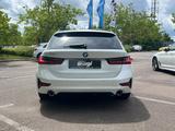 BMW 320d Sport Line +HeadUp+AHK+Laserlicht+Parkassis - BMW: Laserlicht