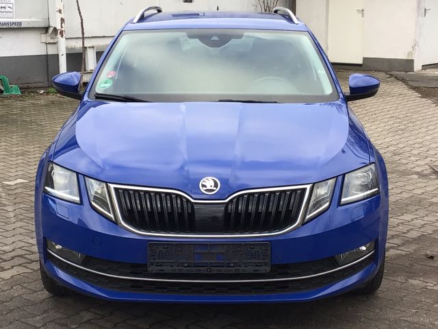 Skoda Octavia Combi Style / Standheizung