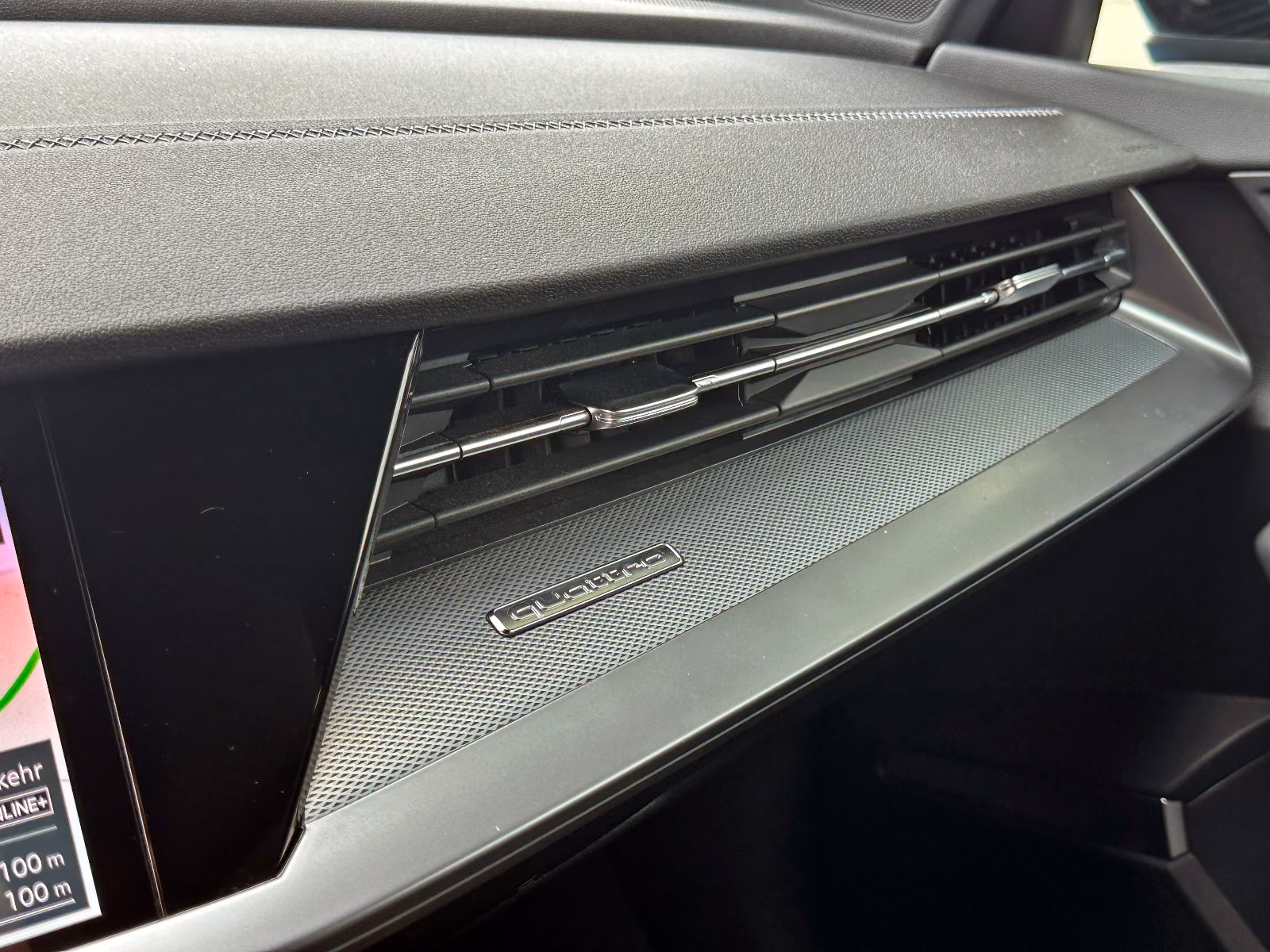 Audi S3 Lim. 2.0TFSI qu BLACK B&O NAV+ ACC PARKEN, миниатюра 22