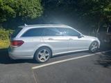 Mercedes-Benz E 350 BlueTEC 4MATIC T -