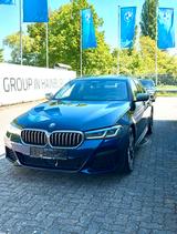BMW M550i xDrive A - Garantie/Wartung bin 04.2027 - gebrauchte BMW M550 aus dem Jahr 2021