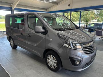 Opel Vivaro - 1