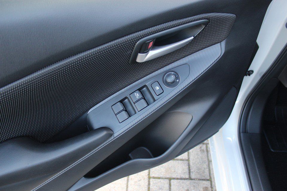 Fahrzeugabbildung Mazda 2 M-Hybrid Homura G-90 ACAA RFK SHZ TEMPOMAT BLU