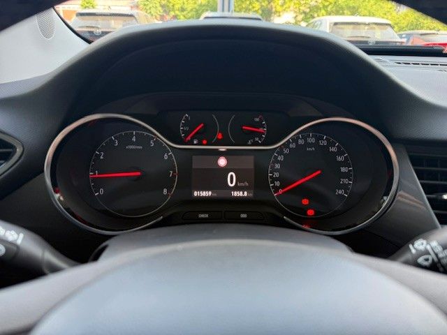 Fahrzeugabbildung Opel Crossland Elegance 110PS Kamera/Navi/Allwetter!