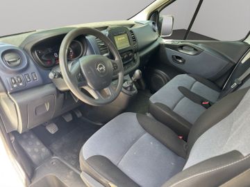 Opel Vivaro - 12