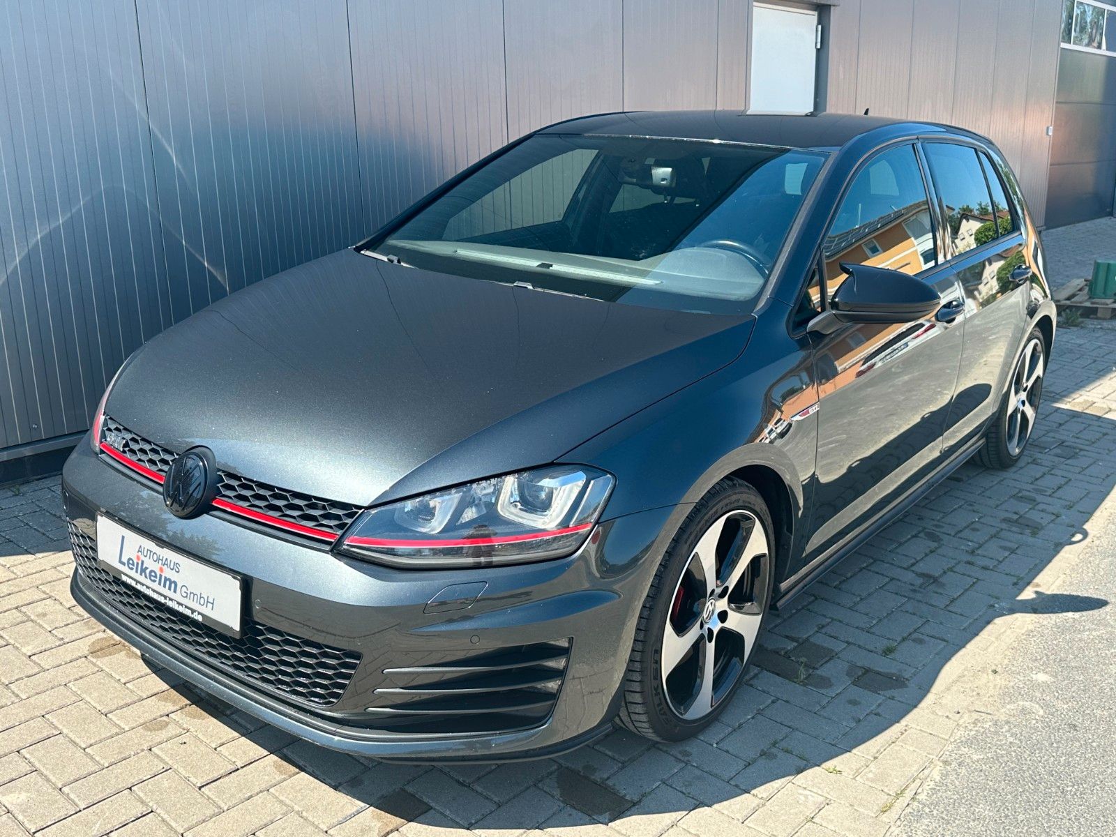 Gebrauchtwagen Volkswagen Golf Golf GTI – Xenon; AHK; NAVI in Marktzeuln