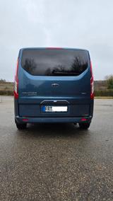 Ford Tourneo Custom - blaue Ford Tourneo Custom