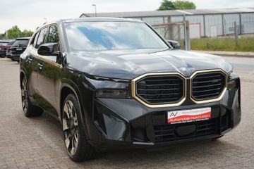 Fahrzeugabbildung BMW XM 653 PS *Night Gold*B&W*NETTO EXPORT