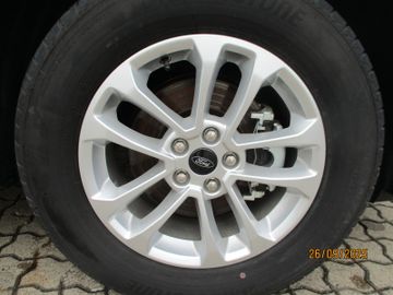 Ford Kuga Titanium 5J Garantie + Winterpaket + Kamera