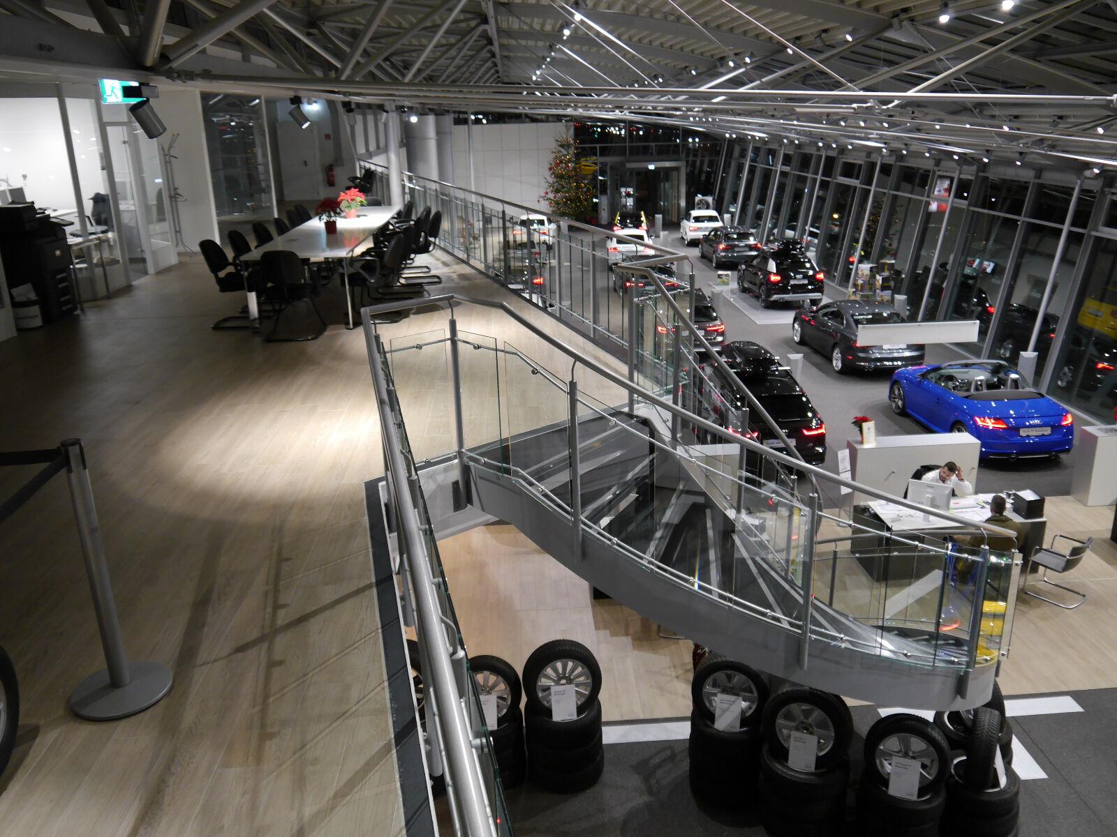 showroom-image-main