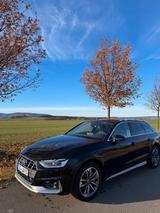 Audi A4 Allroad 45 TFSI S tronic quattro - - Audi A4 Allroad aus 2020
