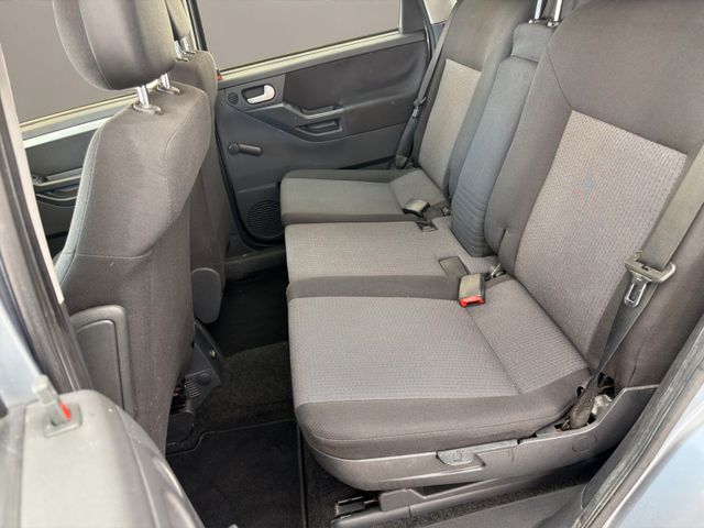 OPEL Meriva Basis 1.6 — Bild 11 von 12
