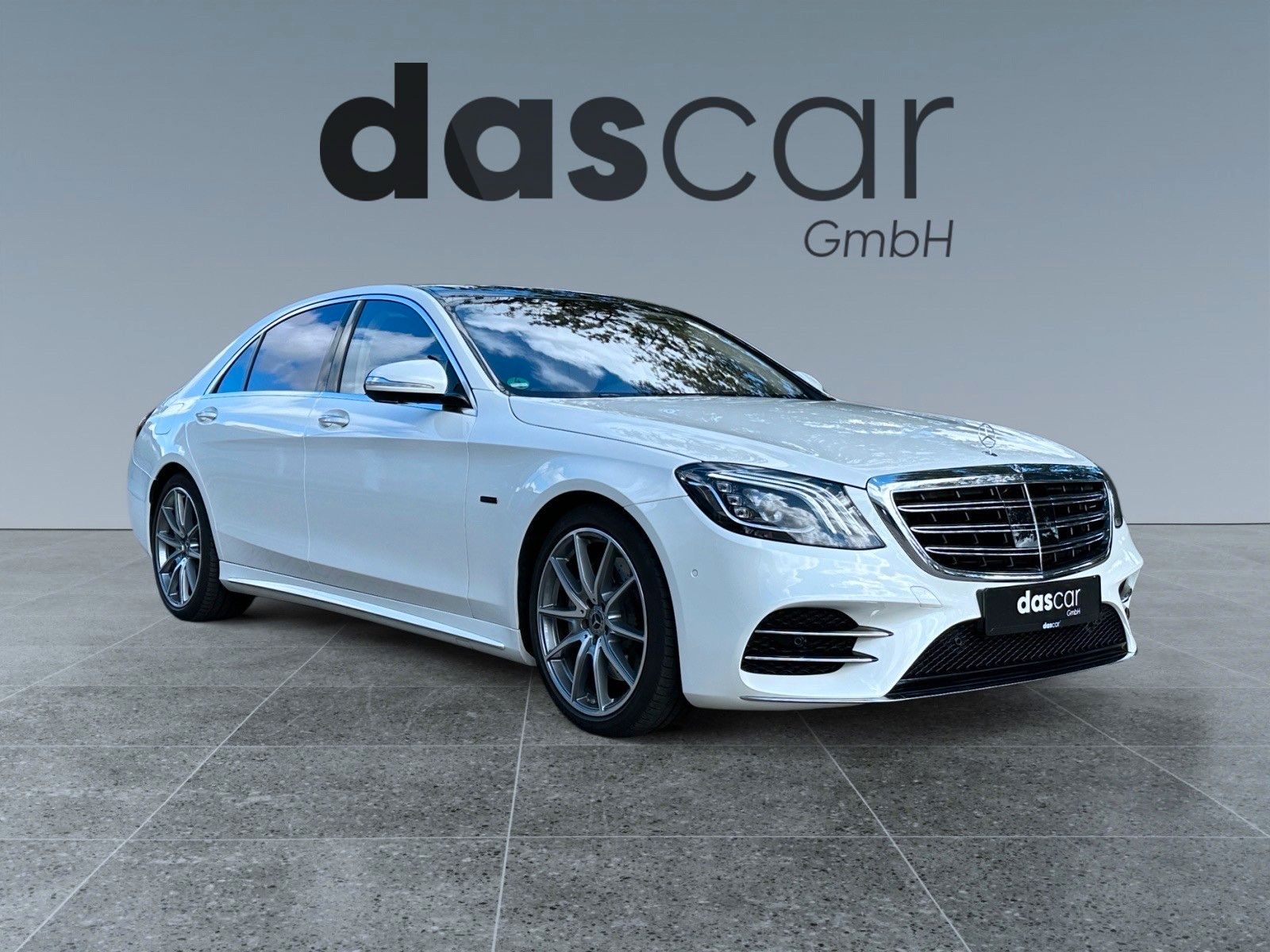 Fahrzeugabbildung Mercedes-Benz S560e Lang*AMG*Chauffeur*4Sitz*3xTV*Tisch*NP172€