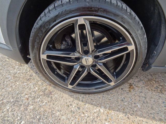 Fahrzeugabbildung Volkswagen CrossTouran/2.Hd/AHK/SitzH/140PS/PDC/Bi-Xenon/