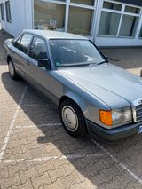 Mercedes-Benz Oldtimer H-Kennzeichen W124 230E 55000 KM,... - Mercedes-Benz 230: W124 230e