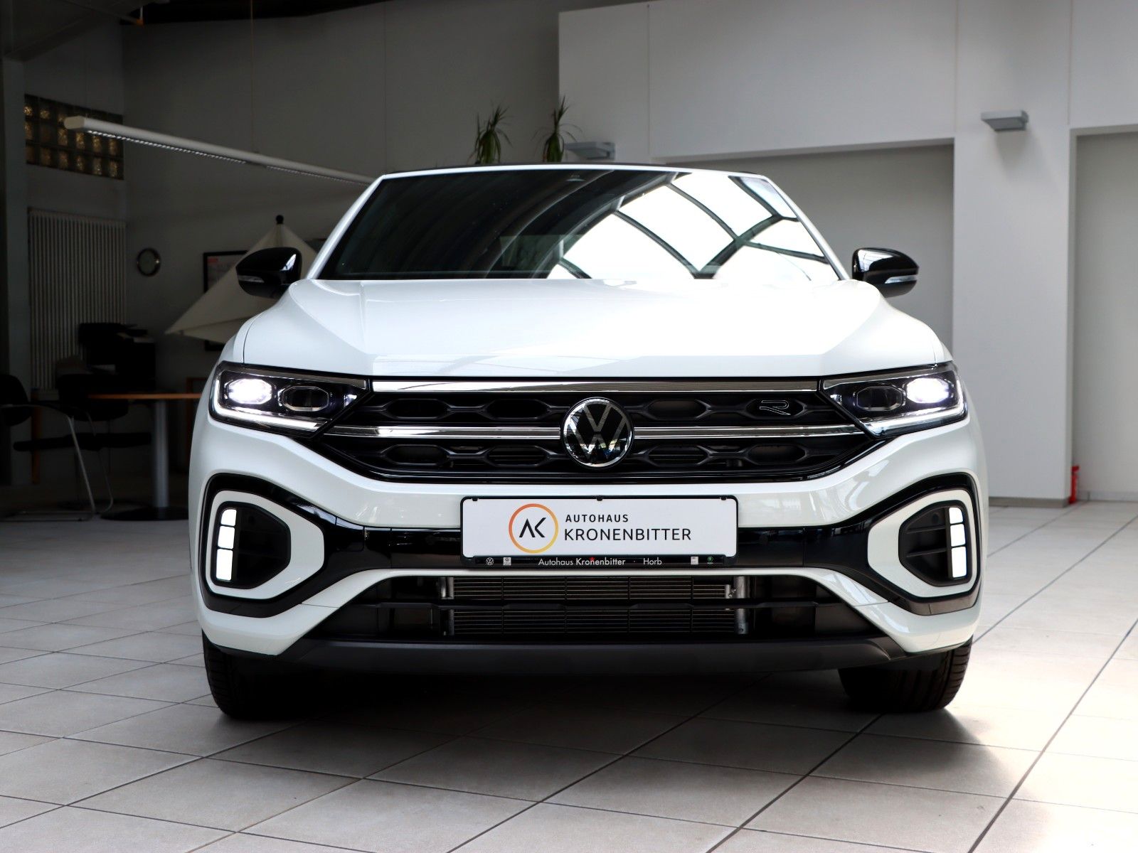Volkswagen T-Roc - Bild 2