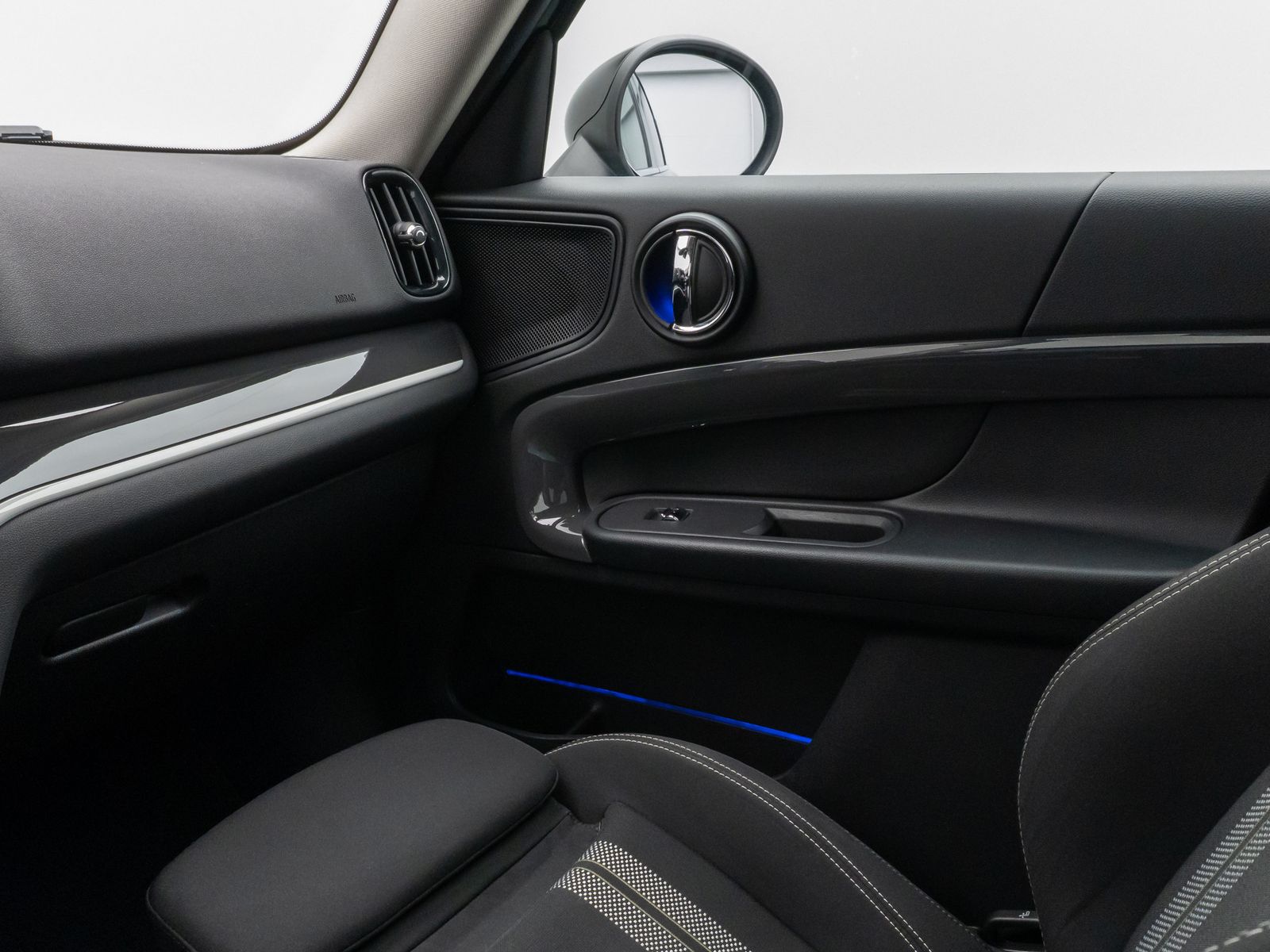 Fahrzeugabbildung MINI Countryman S (Cooper) Parkassist KomfortSport