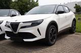 Alfa Romeo Junior Q4 Ibrida 1.2 VGT  Prem+Tech+Sport-Paket - weiße Alfa Romeo Junior