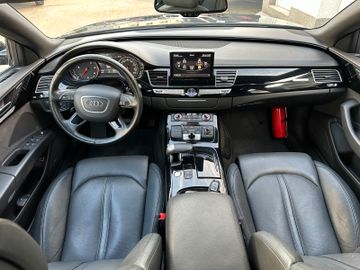 Audi A8 - 11