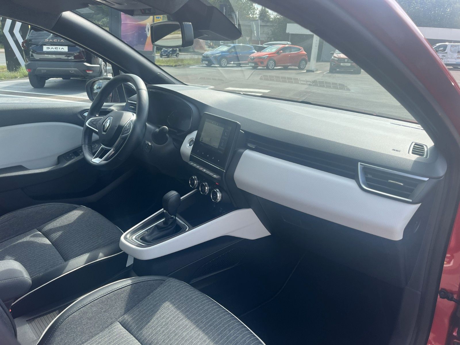 Fahrzeugabbildung Renault Clio V Techno