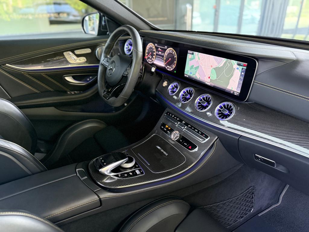 Mercedes-Benz E 63 AMG