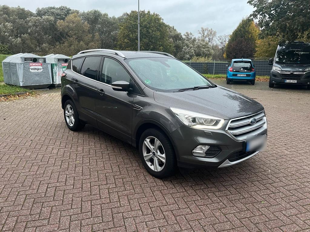 Ford Kuga 1.5 EcoBoost TÜV NEU