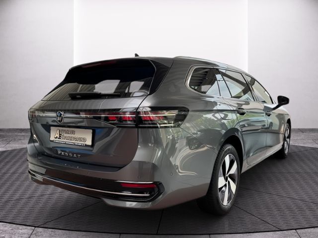 Fahrzeugabbildung Volkswagen Passat 2.0 TDI DSG  Elegance NAVI AHK GJR El.HEC