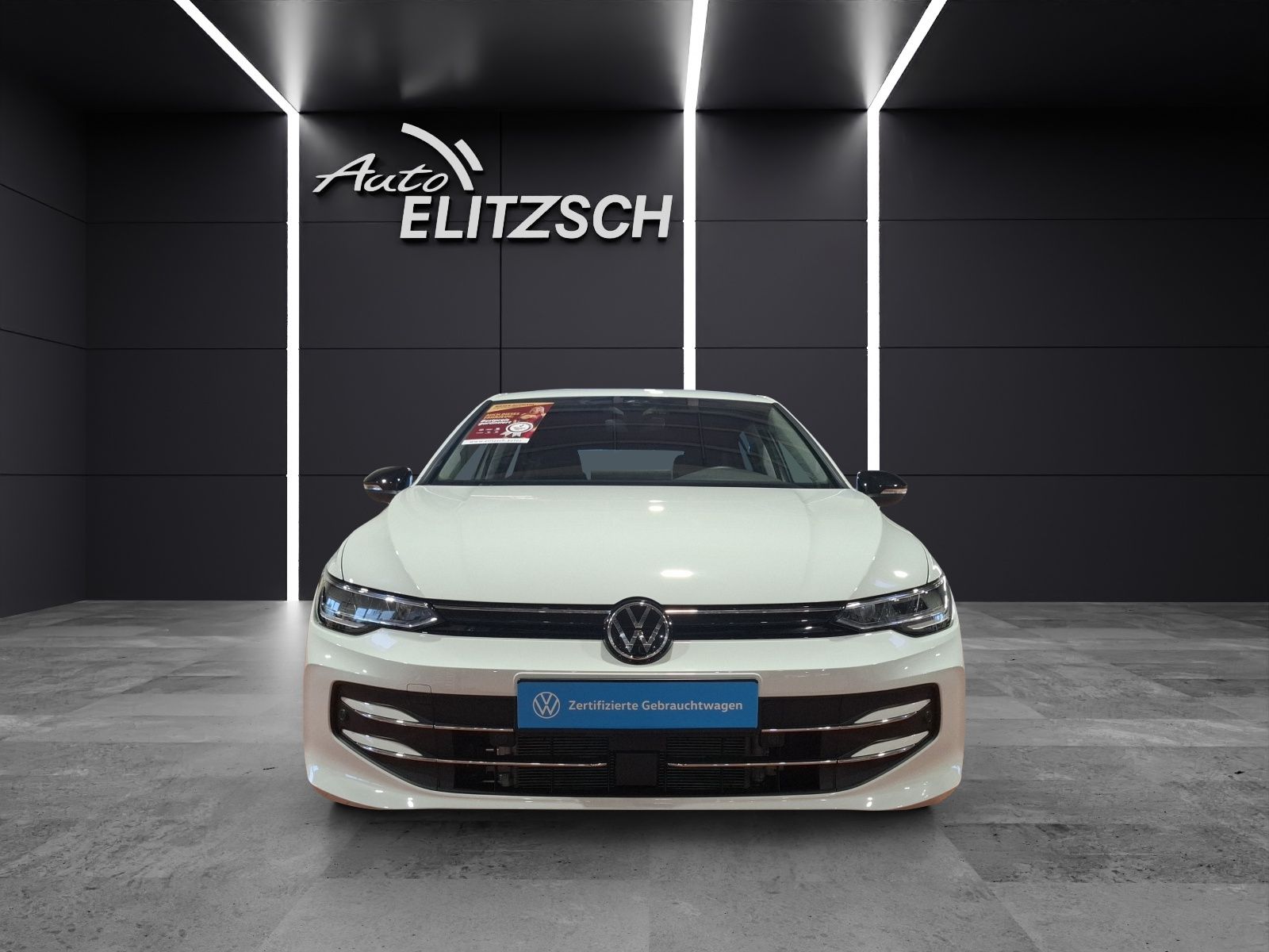 Fahrzeugabbildung Volkswagen Golf VIII TSI Goal Standhzg LED CarPlay AID ACC