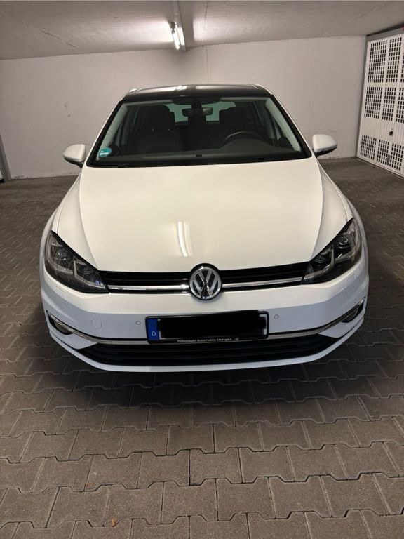 Image of Volkswagen Golf