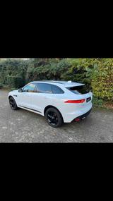 Jaguar Jaquar suv  Diesel R-Sport - Jaguar F-Pace in Düsseldorf