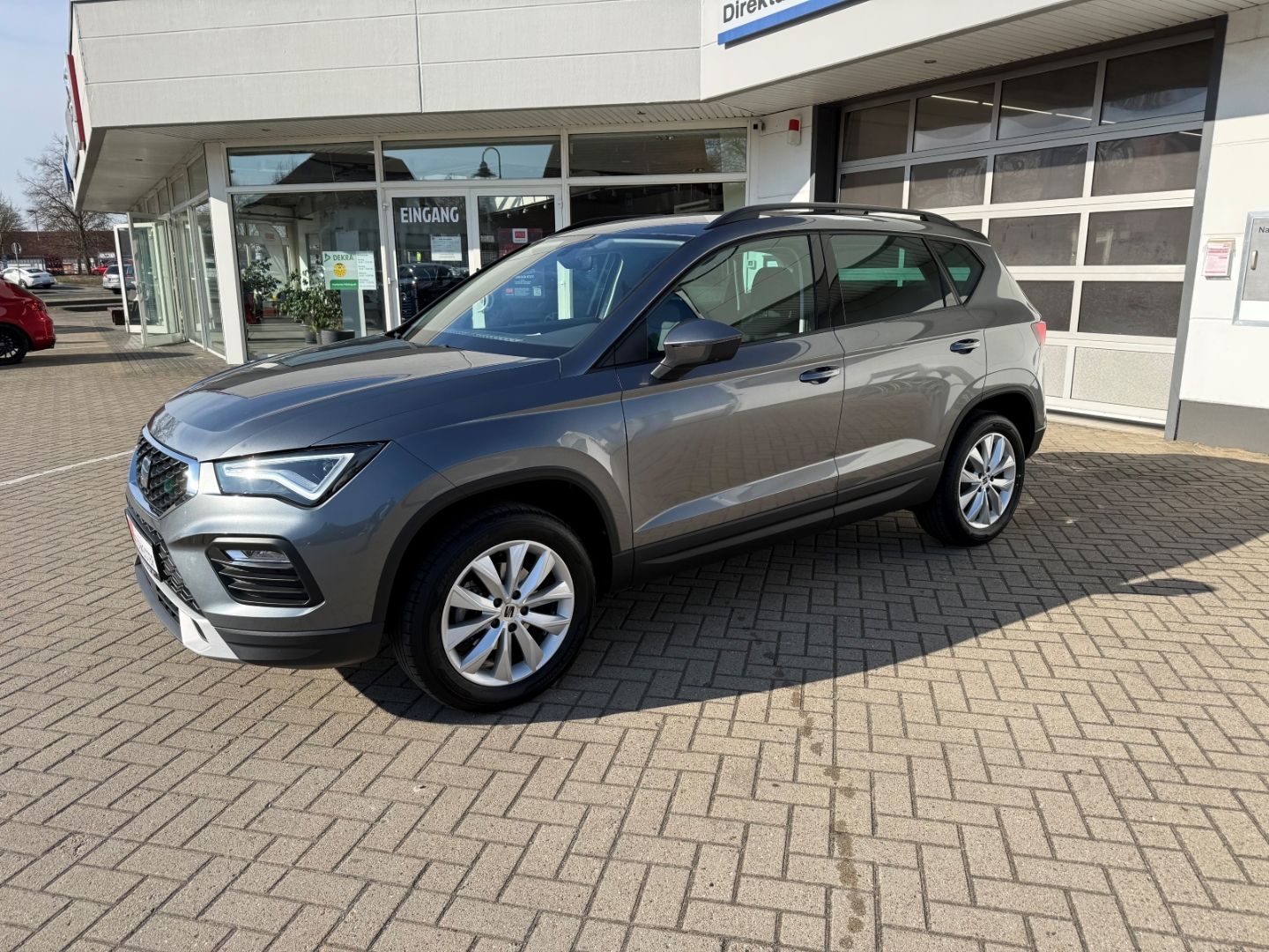 Fahrzeugabbildung SEAT Ateca Style Digitales Cockpit LED Navi AHK RFK D