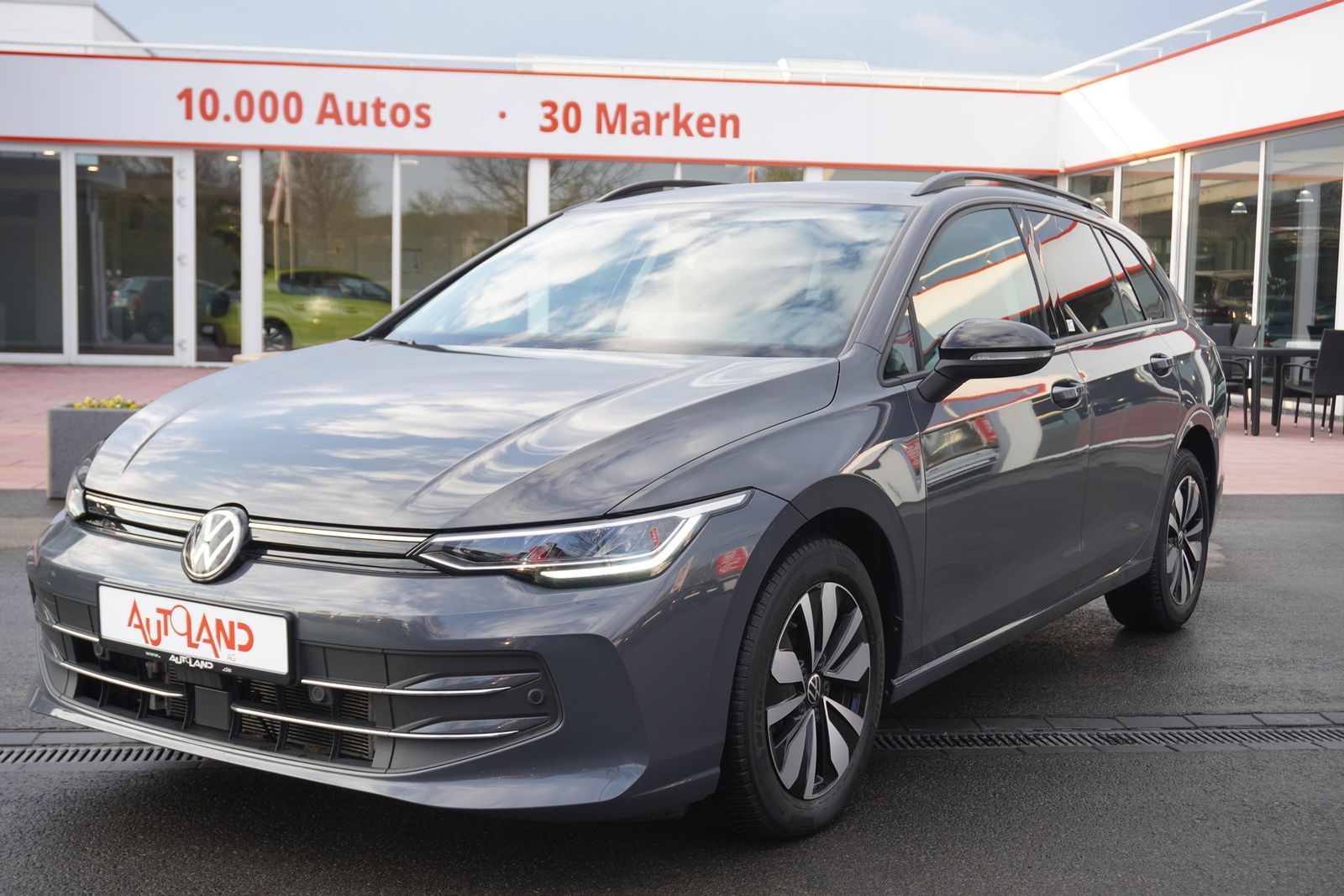Volkswagen Golf VIII Variant 1.5 eTSI Goal DSG LED Navi ACC