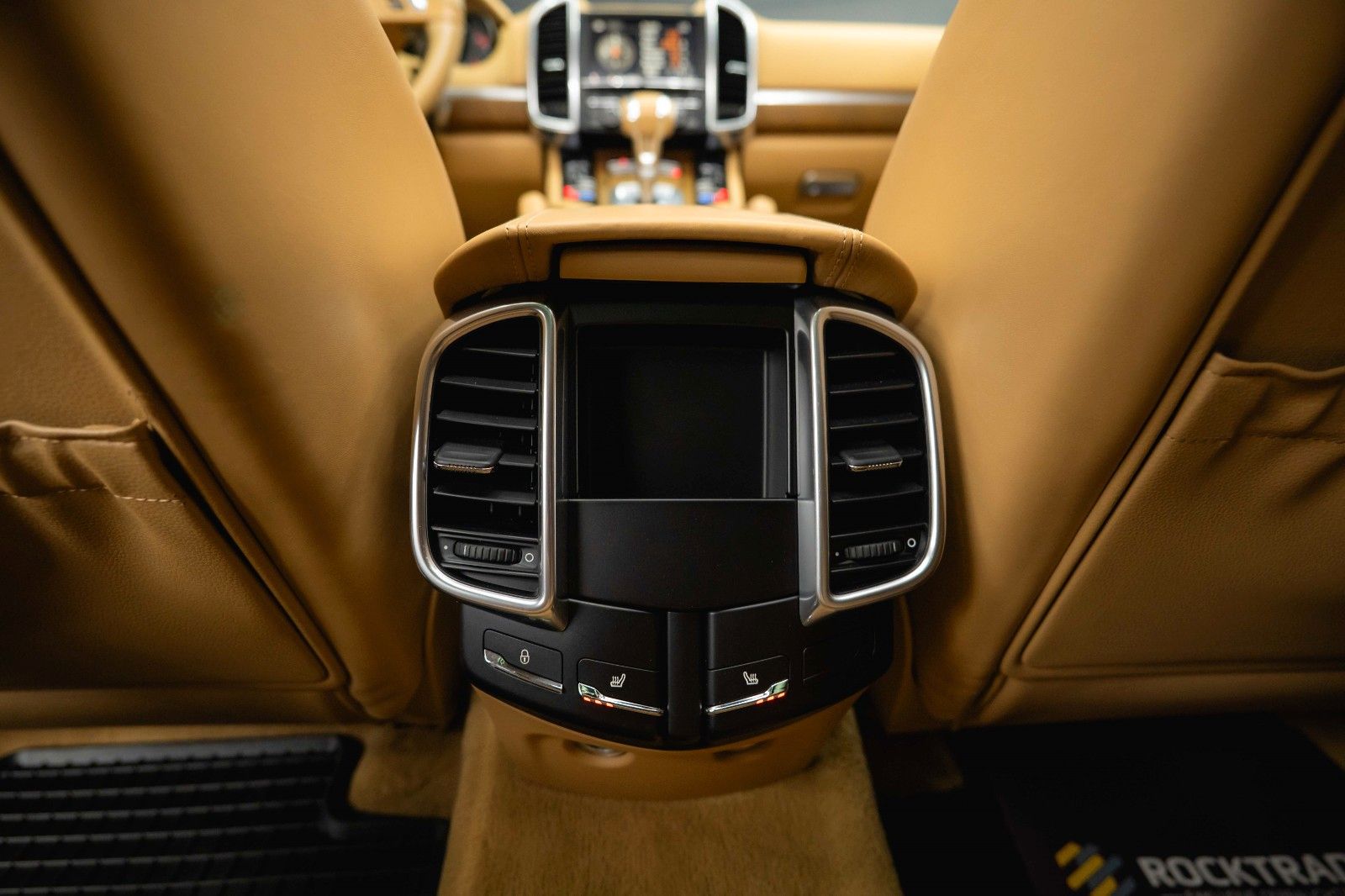 Fahrzeugabbildung Porsche Cayenne Turbo Black Design *Pano*ACC*21 Zoll*