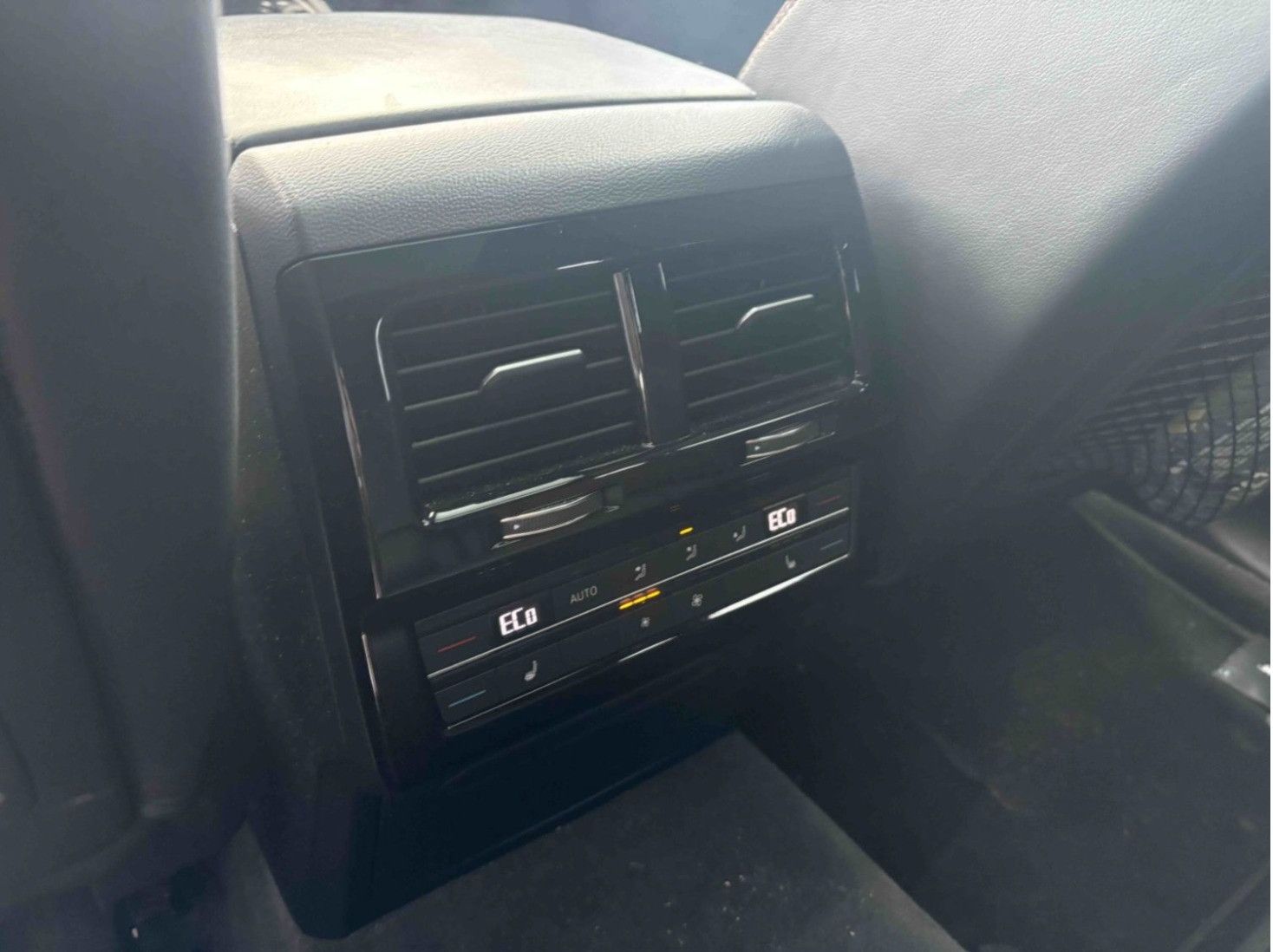 Volkswagen Touareg Atmosphere*R-Line*Matrix*Pano*DYNAUDIO* foto 20