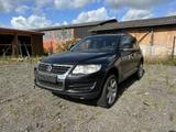 Volkswagen Touareg R5 2.5 TDI Aut. NAV+Bi-XEN+AHK+APS+TEMPO - Volkswagen Touareg: 2.5