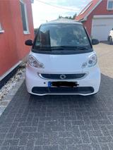 Smart weiß TÜV neu - Smart ForTwo in Rostock