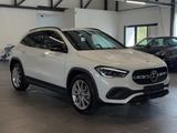 Mercedes-Benz GLA 200 4MOTION MB-LED+WIDE+HuD+MEMO+360°+DISTR+
