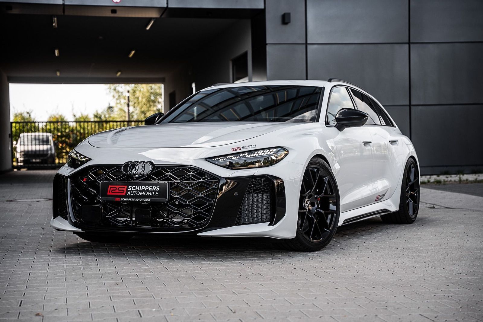 Fahrzeugabbildung Audi RS5 Avant KERAMIK|SPORTPAKET|HGP 818 PS