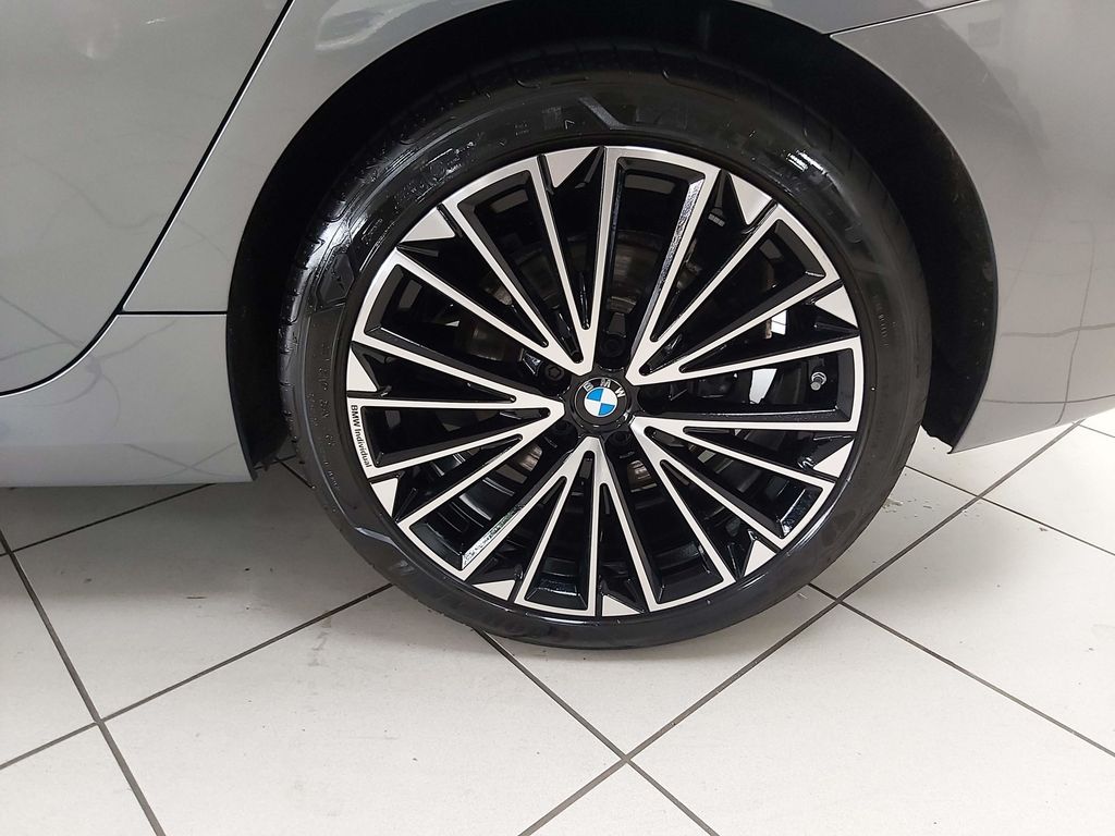 BMW 223 Active Tourer M Sport PANO AHK NETTO 23.400
