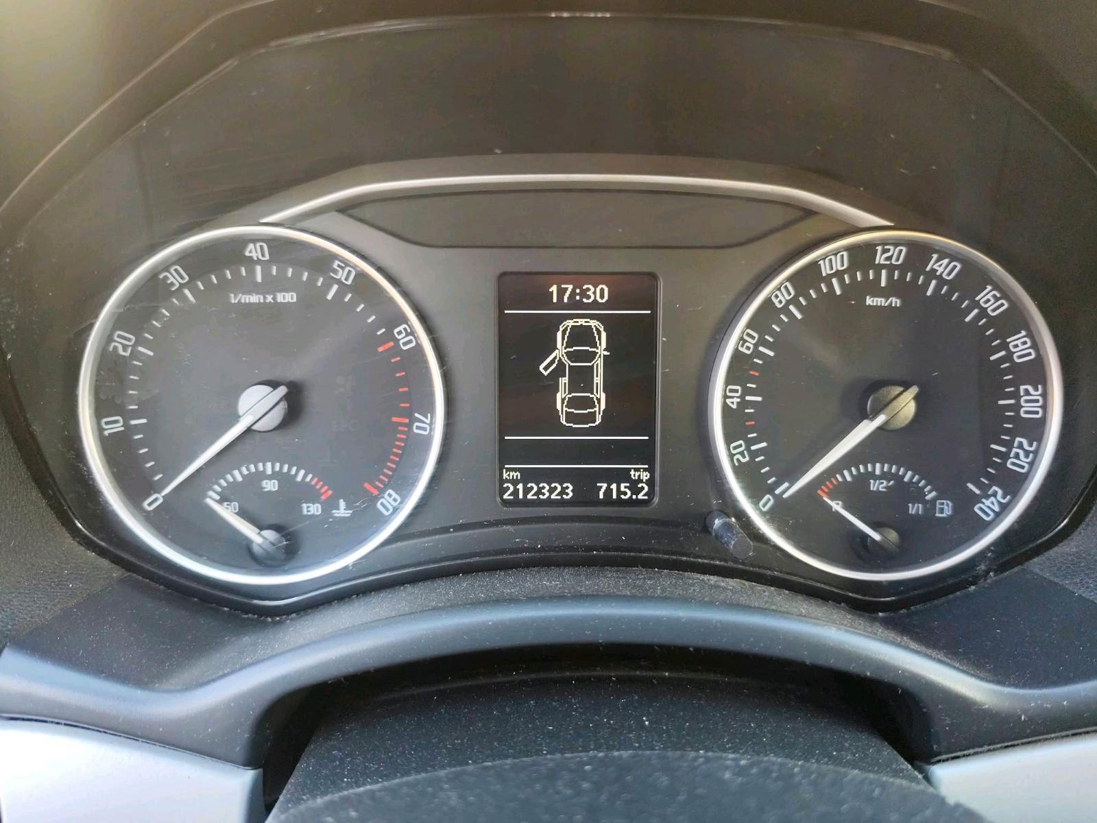 Skoda Octavia 2011 — photo 7