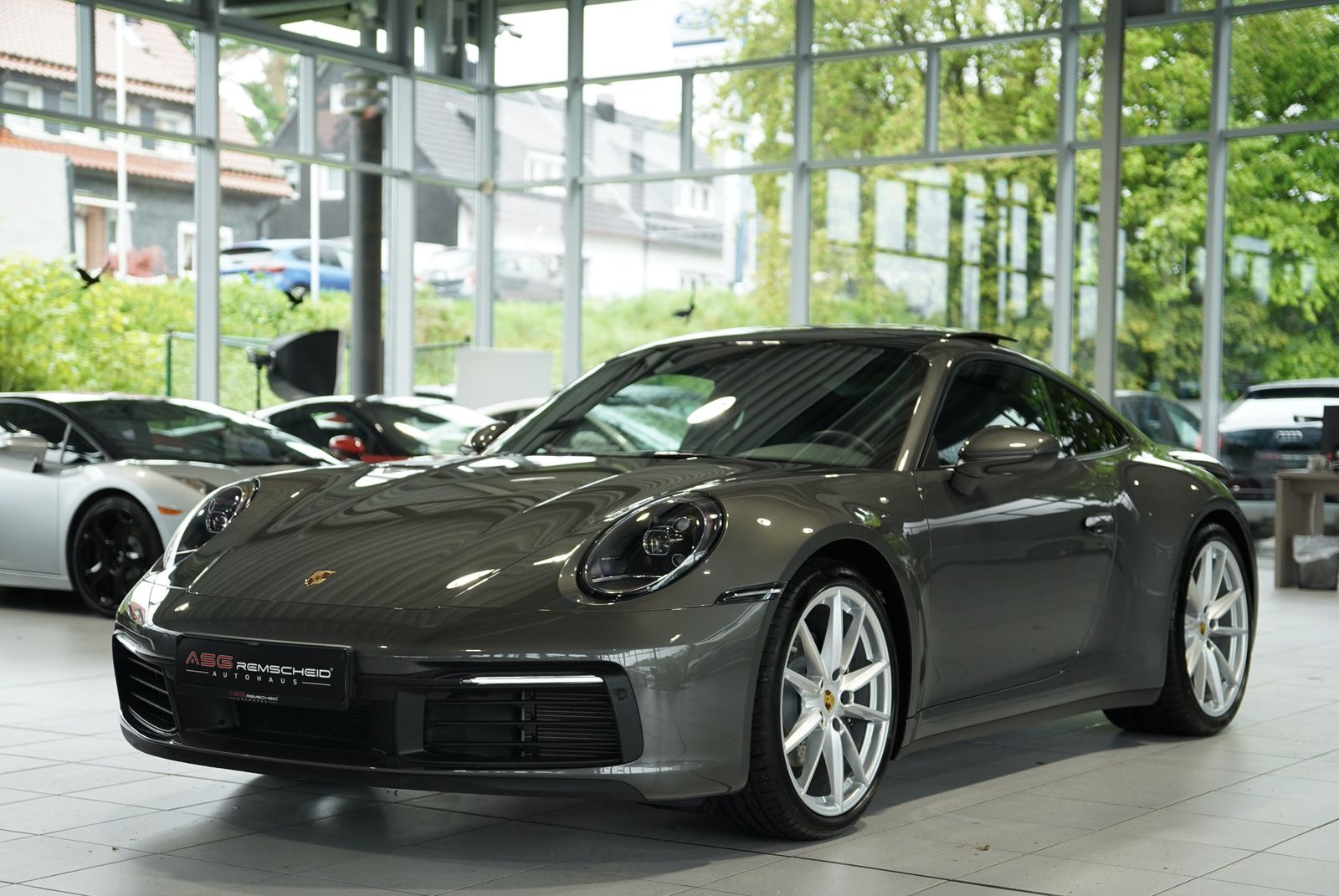 Porsche 992