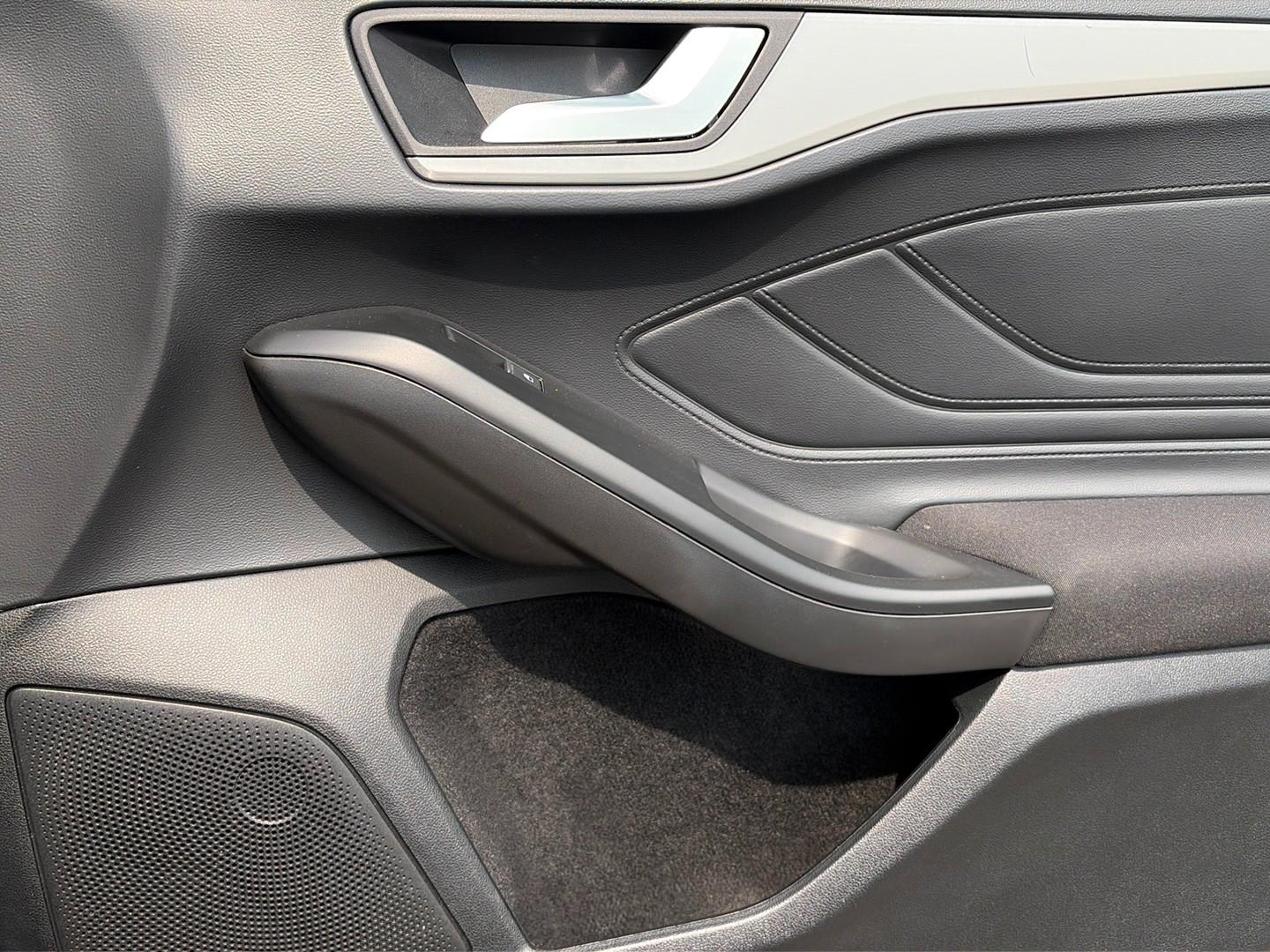 Ford Focus Titanium Navi+*LED*130 Focuse vorhanden***, миниатюра 29